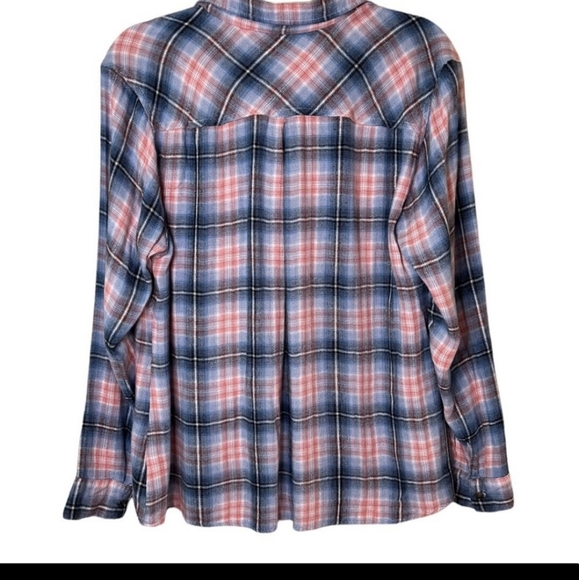 MAURICES Plaid Pink and Blue Flannel Button Down Long Sleeve Shirt - Picture 2 of 6